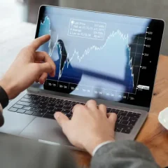 How To Day Trade With Cryptocurrencies For Beginners